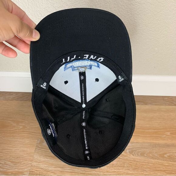 2019 NCAA Men’s College Baseball Fitted Cap Hat - Picture 7 of 11
